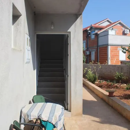 Veronika Apartment